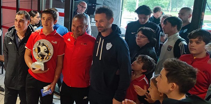 Matéo BRAVO coupe Champion du Rhône junior de pétanque